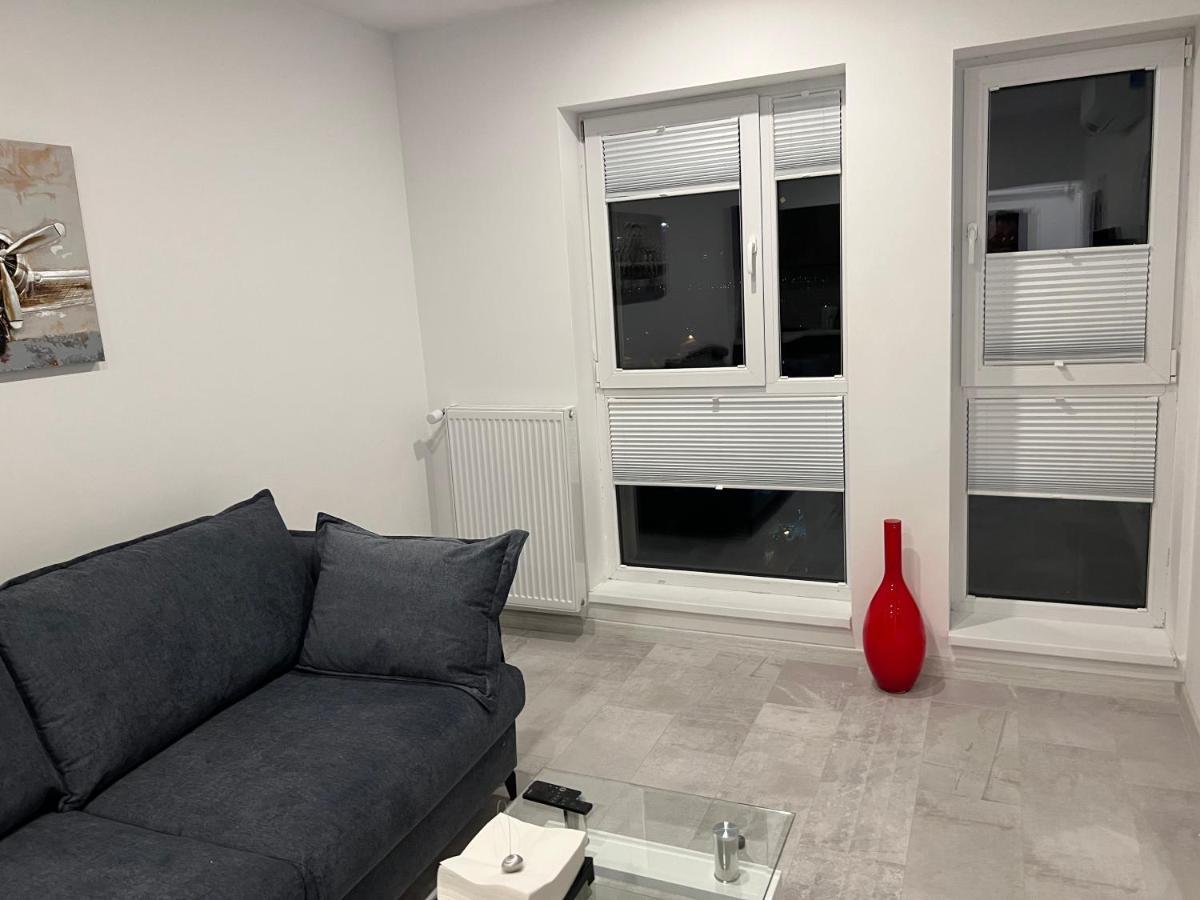 Fancy Penthouse Studio With Lakeview W10 Bucarest Extérieur photo