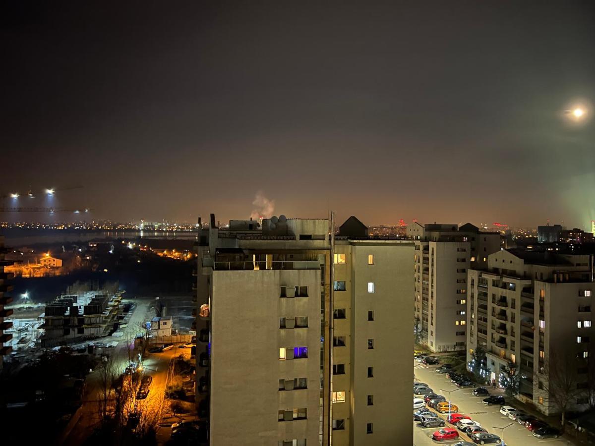 Fancy Penthouse Studio With Lakeview W10 Bucarest Extérieur photo