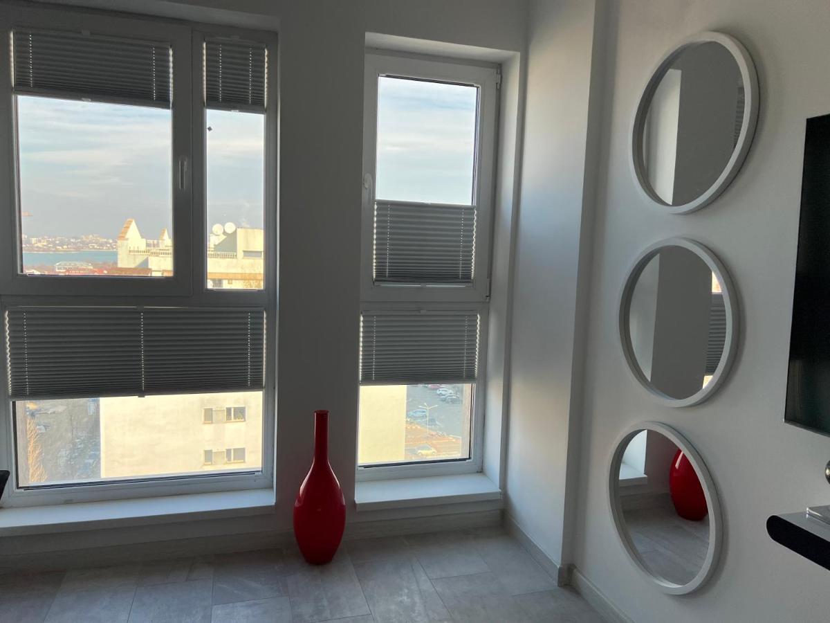 Fancy Penthouse Studio With Lakeview W10 Bucarest Extérieur photo