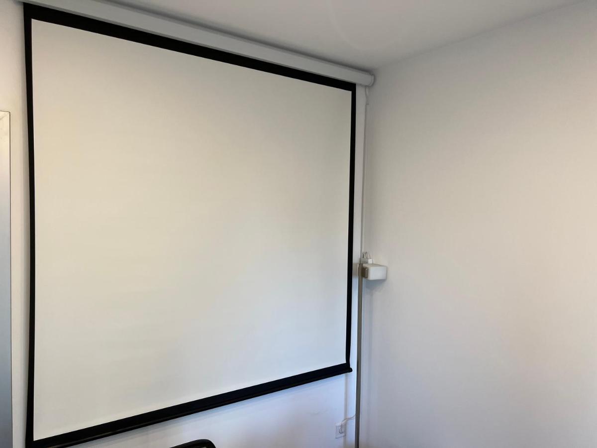 Fancy Penthouse Studio With Lakeview W10 Bucarest Extérieur photo