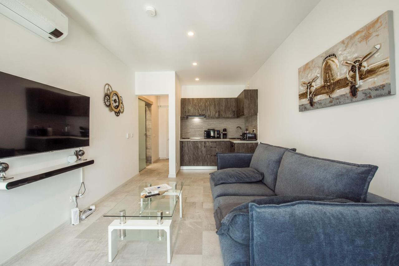 Fancy Penthouse Studio With Lakeview W10 Bucarest Extérieur photo