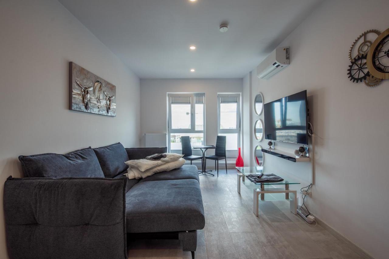 Fancy Penthouse Studio With Lakeview W10 Bucarest Extérieur photo