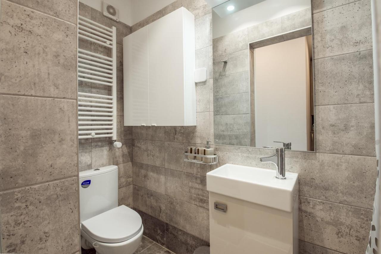Fancy Penthouse Studio With Lakeview W10 Bucarest Extérieur photo