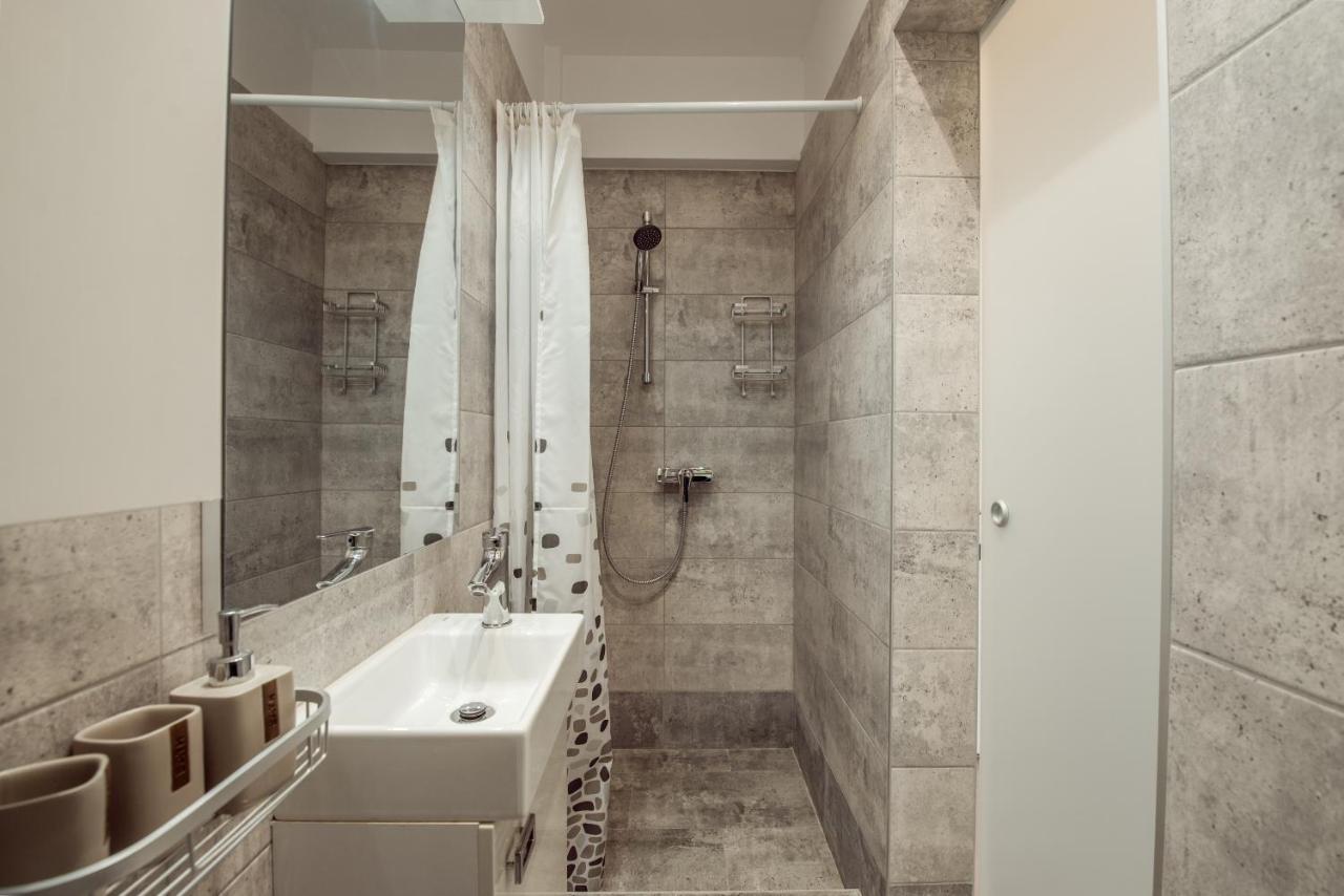 Fancy Penthouse Studio With Lakeview W10 Bucarest Extérieur photo